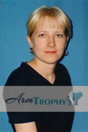 60371 - Natalia Age: 37 - Russia