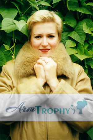60372 - Oxana Age: 38 - Russia