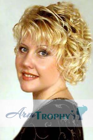 60526 - Svetlana Age: 40 - Russia