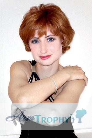 61037 - Natalya Age: 37 - Russia