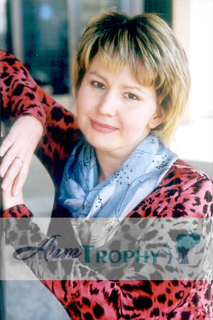 61049 - Elena Age: 42 - Russia