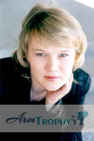 61052 - Natalia Age: 42 - Russia