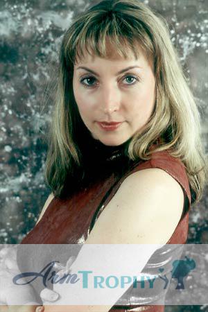 61244 - Svetlana Age: 51 - Russia