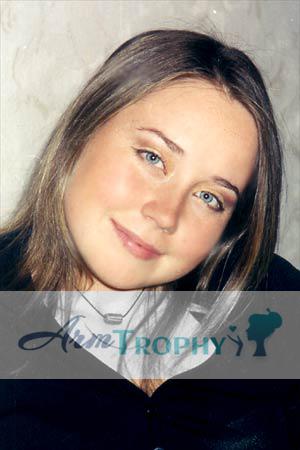 61245 - Katerina Age: 29 - Russia