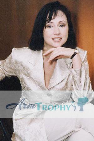 61260 - Natalia Age: 47 - Russia