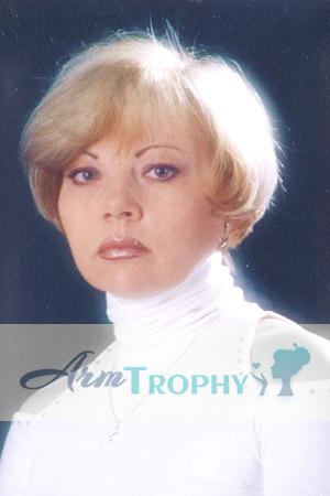 61481 - Ludmila Age: 44 - Russia
