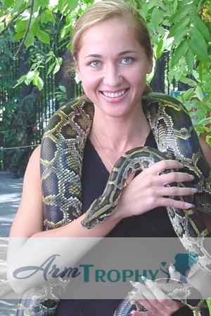 61501 - Valentina Age: 35 - Russia