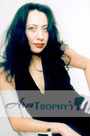 61626 - Elisa Age: 42 - Russia