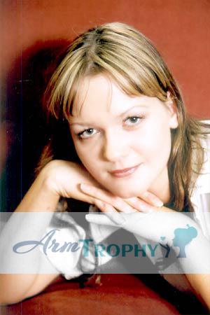 61634 - Katerina Age: 30 - Russia