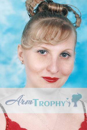 62440 - Victoria Age: 39 - Russia