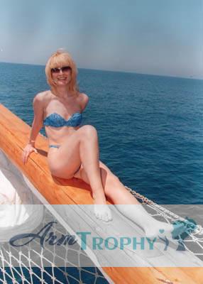 62793 - Oksana Age: 45 - Russia