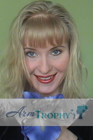 62966 - Anastasia Age: 39 - Russia