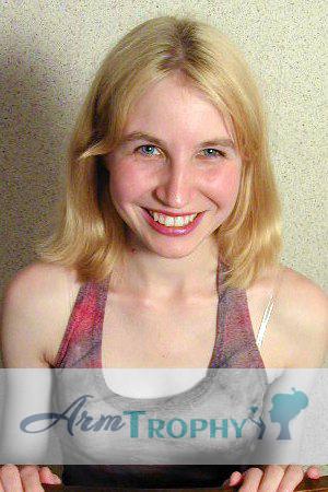 63105 - Lubov Age: 28 - Russia