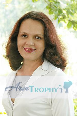 63260 - Elena Age: 35 - Russia
