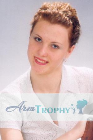 63694 - Olga Age: 27 - Russia