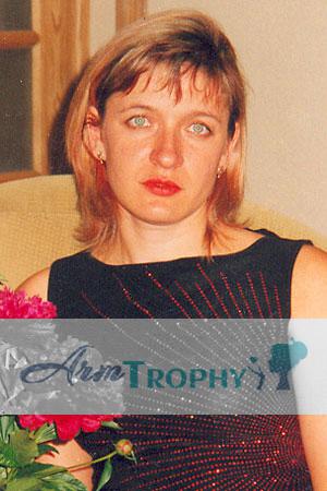 63982 - Natalia Age: 39 - Russia