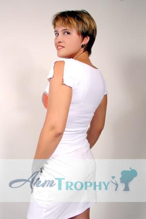 64001 - Julia Age: 34 - Ukraine