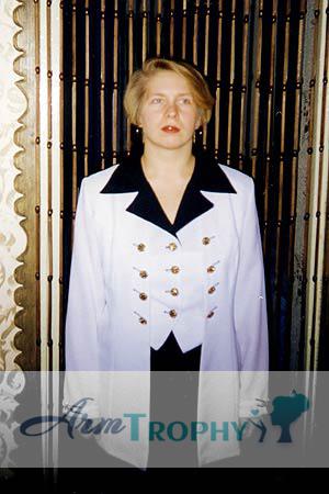 64101 - Svetlana Age: 39 - Russia