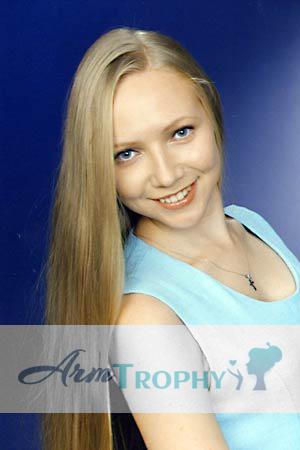 64168 - Tatyana Age: 29 - Russia