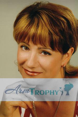 64173 - Lyubov Age: 40 - Russia