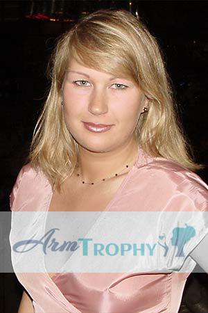 64219 - Olga Age: 38 - Russia