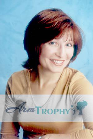 64280 - Ksenia Age: 42 - Russia