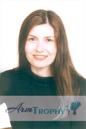 64283 - Elena Age: 48 - Russia