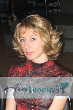 64433 - Svetlana Age: 40 - Russia