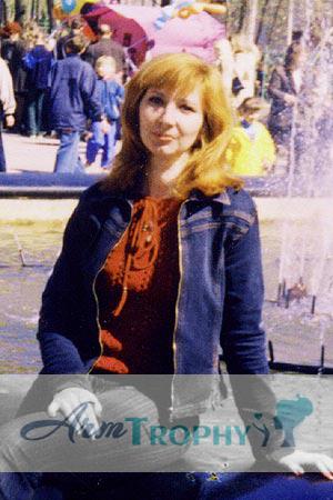 64519 - Natalia Age: 42 - Russia