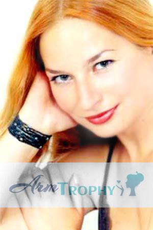 64707 - Svetlana Age: 37 - Russia