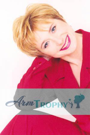 64735 - Elena Age: 45 - Russia