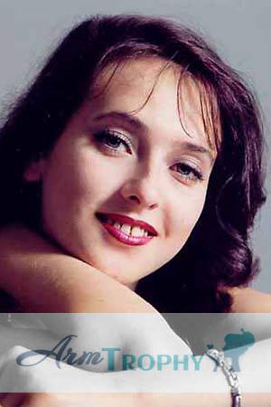 65668 - Olga Age: 39 - Russia