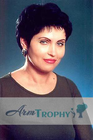 65672 - Svetlana Age: 51 - Russia