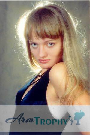 65737 - Lubov Age: 32 - Russia