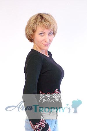 65787 - Marina Age: 37 - Russia