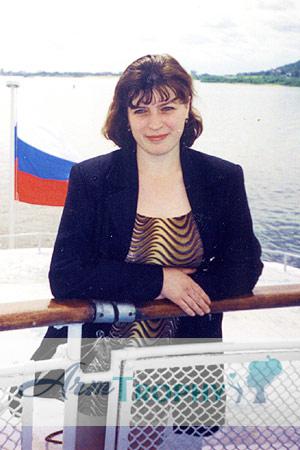 65842 - Elena Age: 45 - Russia
