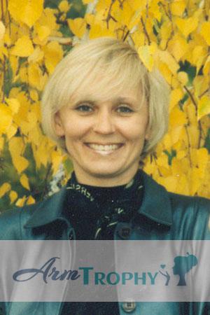 66101 - Svetlana Age: 45 - Russia