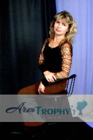 66302 - Elena Age: 44 - Russia