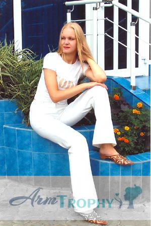 66307 - Veronika Age: 33 - Russia