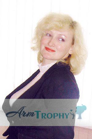66395 - Larisa Age: 47 - Russia