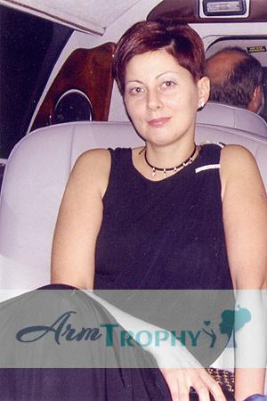 66464 - Alena Age: 37 - Russia