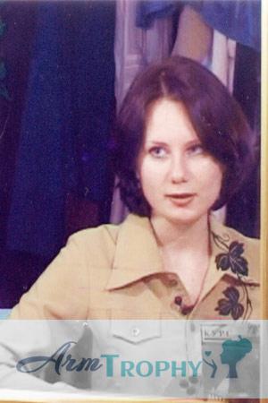 66475 - Elena Age: 31 - Russia