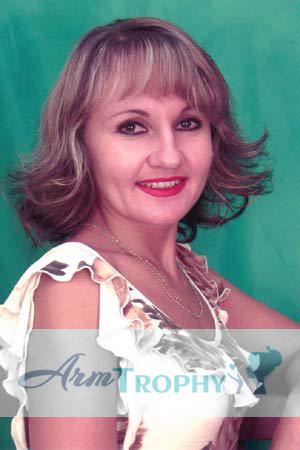 66510 - Viktoria Age: 41 - Russia