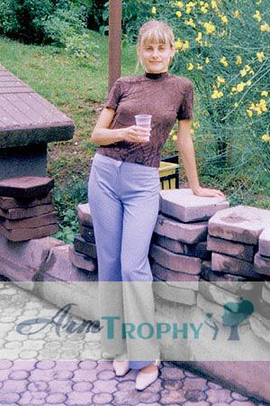 66607 - Elena Age: 40 - Russia