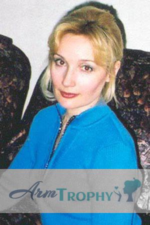 66625 - Svetlana Age: 48 - Russia