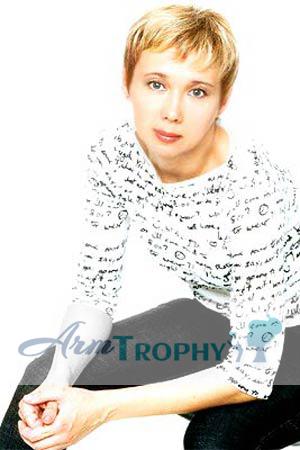 66651 - Elena Age: 47 - Russia