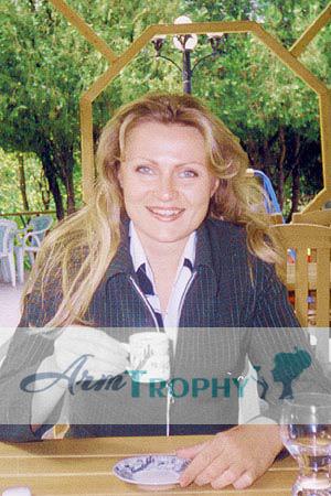 66689 - Elena Age: 38 - Russia