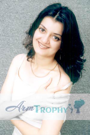 66797 - Elina Age: 34 - Russia