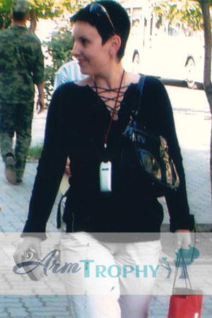 67255 - Yulia Age: 52 - Russia