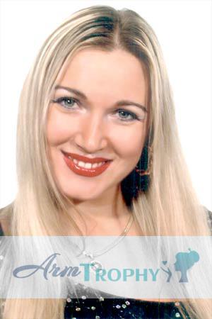 67628 - Tatiana Age: 37 - Russia